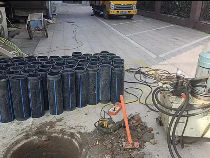 兴安盟PE置换管厂家 DN315置换管 非开挖管短管置换